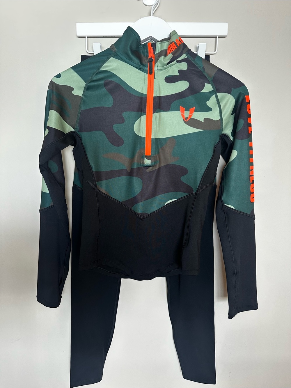 NWOT Firm Abs Women’s Top, Bra and Pants Set. Camo with Neon orange.